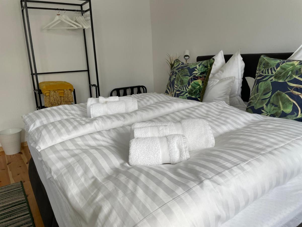 Voh Exklusives Wohnhaus Mitten In Vohenstrauss, Bis 8 Personen!!! * Vohenstrauss